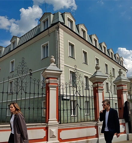 Офисное здание в центре Москвы у Садового кольца